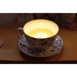 Meet your Posher, Cynthia